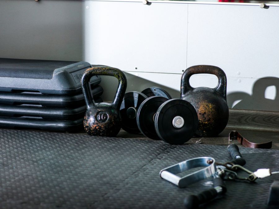 kettlebell vs αλτήρες